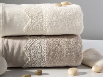 Jak wybrać dobry ręcznik? Zwróć uwagę na trzy cechy!